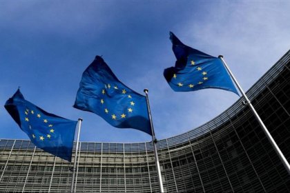 استخدام خدمات الأقمار الصناعية للاتحاد الأوروبي للبحث عن مروحية الرئيس