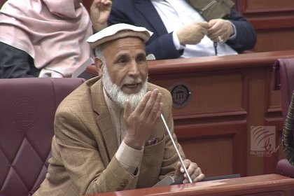سخنگوی پلیس حکومت طالبان: اللهگل مجاهد، مظنون به قتل و در بازداشتگاه است