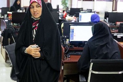 آمنه ذبیح پور از نزدیکان احمدینژاد شکایت کرد
