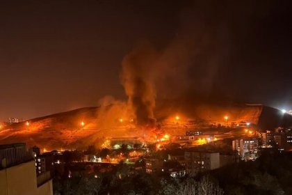 المتهمون في قضية حريق سجن إيفين حُكم عليهم بالسجن 265 عامًا