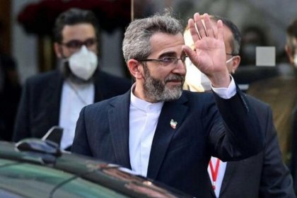 Acting Iranian Foreign Minister: Our Message Exchange with the US Continues