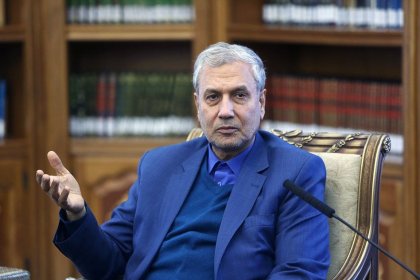 طلب ربیعی من النخب كسروا الصمت و ادعموا پزشکیان