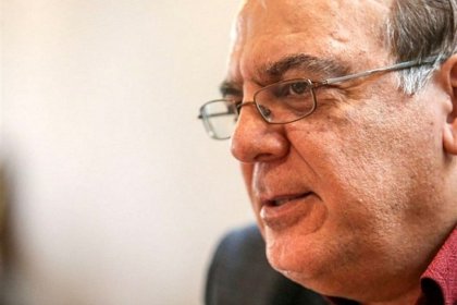 عباس عبدی: این اولین دورهای است که روحانیون خود را از انتخابات کنار کشیدهاند