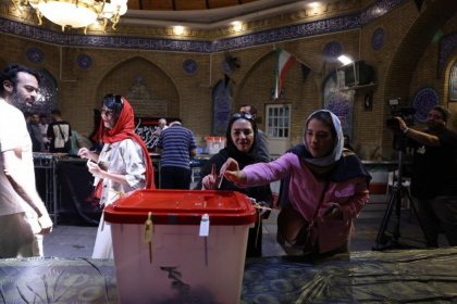 Dismissal of some polling station members in Gilan due to bias towards a candidate