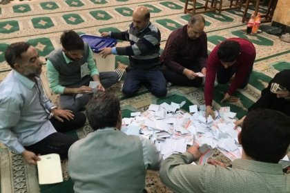 بدأت عملية فرز الأصوات في بعض القرى