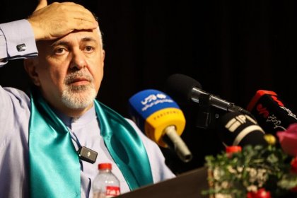 محمدجواد ظریف: کارت هدیه ۳۰۰ هزار تومانی توزیع کردند تا رای بخرند