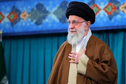 The Supreme Leader of the Islamic Republic strongly recommends constructive interaction between Parliament and the new government