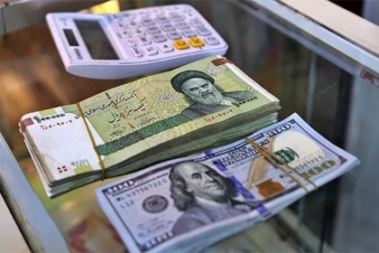 رئيس كل محكمة طهران يوافق أحد كبار المدينين للبنك على سداد ديونه