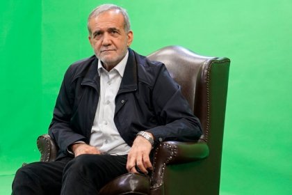Masoud Pezeshkian's Defense of Proposed Ministers: A List Based on Synergy Between Government and Parliament