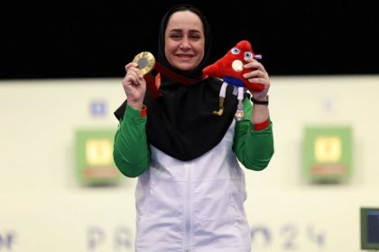 ساره جوانمردی، عضوة المنتخب الوطني للرماية، تودع الرياضة الاحترافية بسبب الظروف غير الملائمة ونقص الإمكانيات