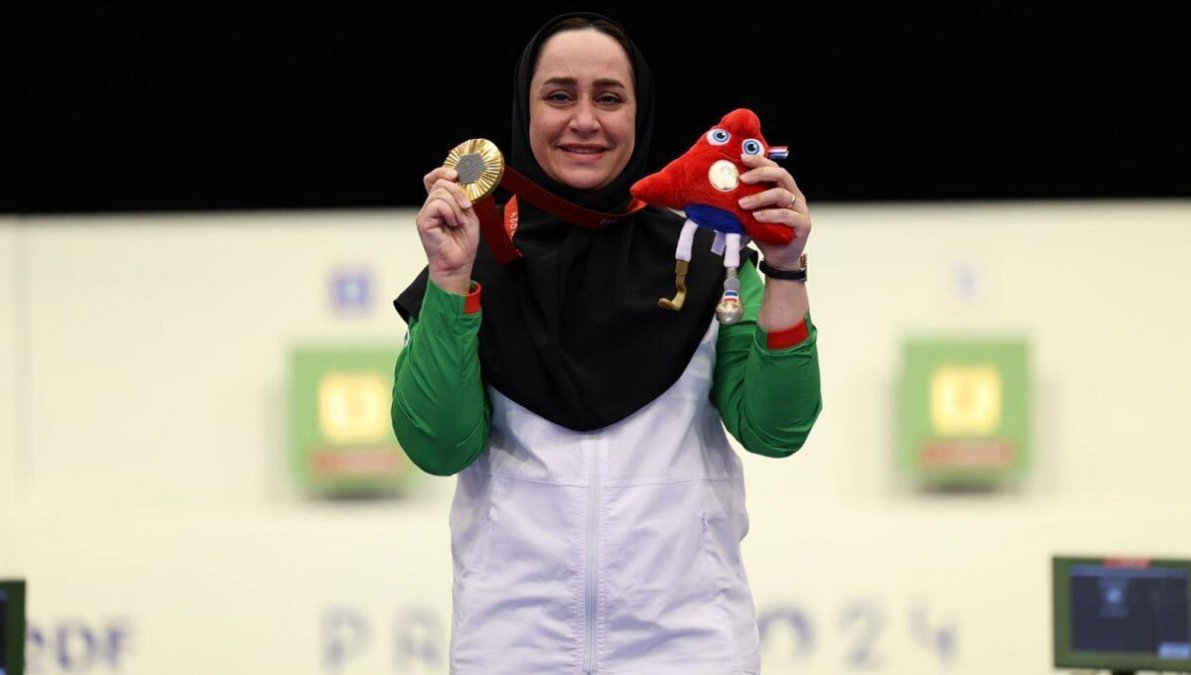 ساره جوانمردی، عضوة المنتخب الوطني للرماية، تودع الرياضة الاحترافية بسبب الظروف غير الملائمة ونقص الإمكانيات