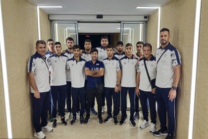 المنتخب الوطني للمصارعة الرومانية للشباب في إيران يفوز بكأس بطولة العالم 2024 في إسبانيا