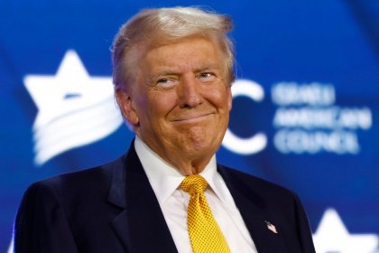 دونالد ترامب يجب أن ينهي مشاركة أمريكا في حرب أوكرانيا