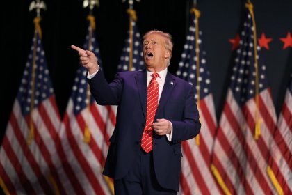 Trump: If I Were in Biden's Place, I Would Threaten to Pulverize Iran