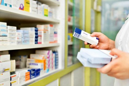 زيادة أسعار بعض الأدوية حتى أربعة أضعاف في إيران