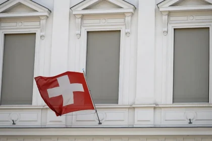 Switzerland Demands Tehran's Response on the Death of Its Citizen in Iran