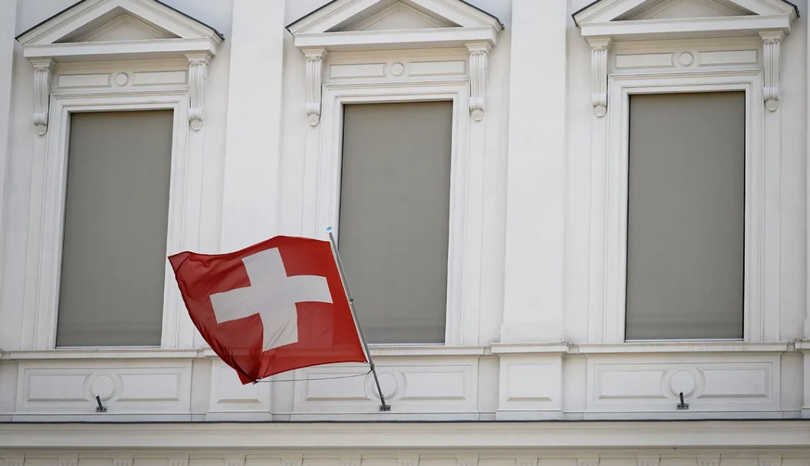 Switzerland Demands Tehran's Response on the Death of Its Citizen in Iran