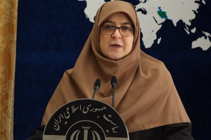 مهاجرانی: با سپردن سیاست به زنان، جهان آرامتری خواهیم داشت