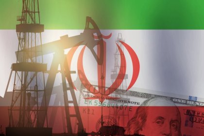 رویترز:کاهش چشمگیر فروش نفت ایران و روسیه و افزایش ذخایر بیمشتری