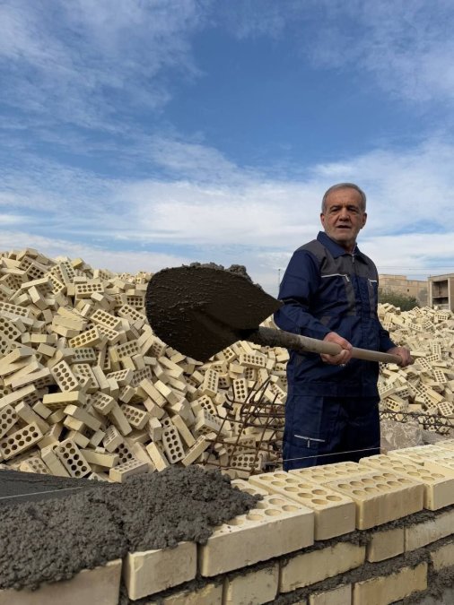 Masoud Pezeshkian: Don't Wait, We Don't Have Money for Building Schools and Clinics