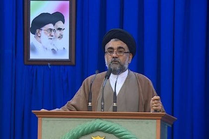 The Temporary Imam of Bushehr Reacts to Videos of the Alley Music Festival as a Cause of Indecency