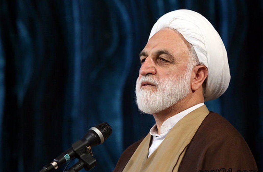 اژه ای: فضایی درست کردهاند که از نشستن و برخاستن با افرادی که تولید ثروت میکنند میترسیم