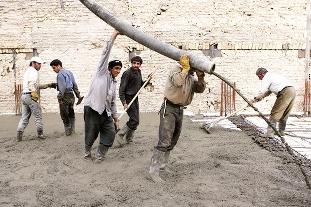 نماینده اقلید: اتباع افغانستانی تمام بازار کار را از نیروهای ایرانی گرفتهاند