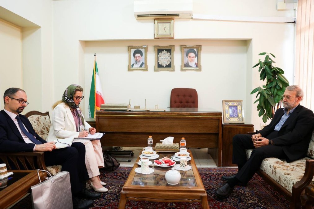 On the eve of the fourth round of nuclear negotiations, Ali Larijani met with the Italian ambassador in Tehran