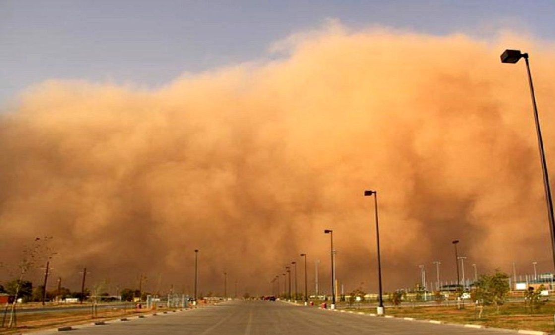 Ahvaz Medical Sciences: Dust in Khuzestan Sent 800 People to Medical Centers