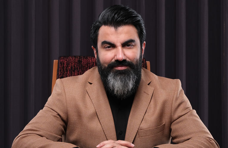 رییس اتحادیه فناوران رایانه تهران: دولت درباره آیتی طوری تصمیم میگیرد که انگار این فناوری سوسیس کالباس است