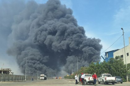 عظیمیفر: معاون وزیر نفت، تأسیسات نفتی در حادثه بندر رجایی آسیبی ندیدند