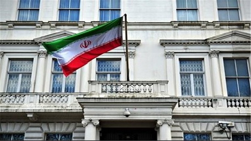 یک مرد ۵۵ ساله به سفارت ایران در سوئد حمله کرد
