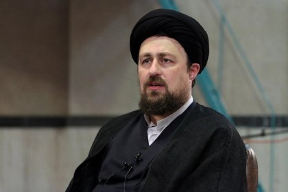 حسن خمینی: الناس ما زالوا يحبون الإمام خميني