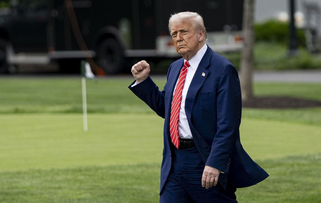 Trump: We might fire Elon, we need to review it
