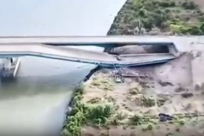 In the third Ukrainian attack on the Crimean bridge, the pillars of this bridge were damaged