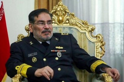 شمخاني: كسي كه پيشنهاد آمريكا به ايران را نوشته ناشي بوده است
