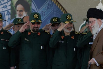 انهيار غرفة القيادة العسكرية