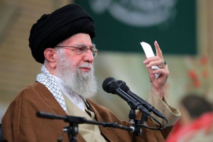 Leader of the Islamic Republic: Reduce Summoning Government Officials to Parliament