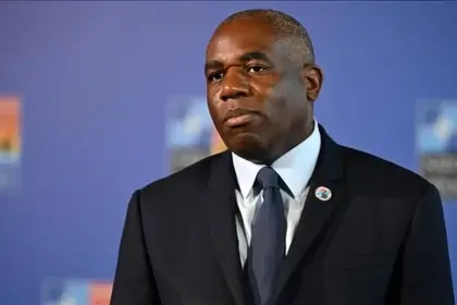 British Foreign Secretary asked Araqchi to continue negotiations