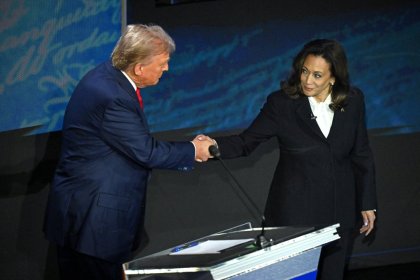 ترامب ألغى الحماية الأمنية لكمالا هاريس
