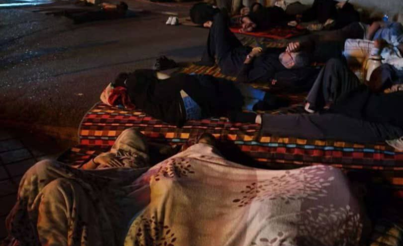 رییس پیشین اتاق بازرگانی: صفهای شبانه مقابل سفارت چین برای ویزا، تحقیر ملت ایران است