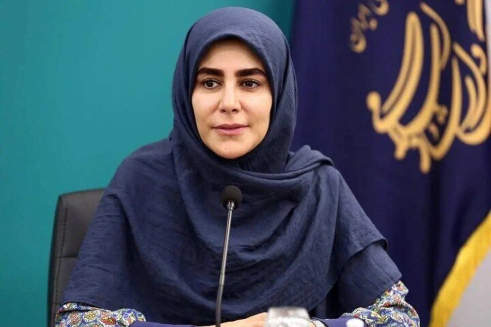 Nadereh Rezaei was removed from the artistic deputy