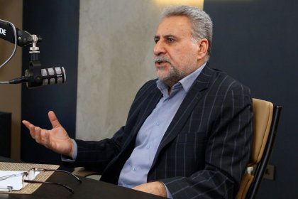 فلاحتپیشه: برخی از بنبستهای سیاست خارجی نان میخورند