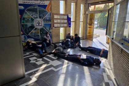 Deterioration of the Condition of Several Arak Aluminum Workers Following a Dry Hunger Strike