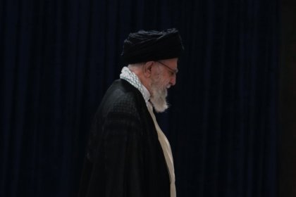 خامنئي كان الهدف: قصة الإزالة غير المكتملة