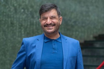 في صداوسيما، محمود شهرياري يقول إنه لا ينبغي أن يكون المذيع والمذيعة في نفس الإطار