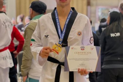 Abolfazl Zandi becomes world champion in Taekwondo