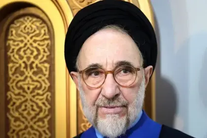 Khatami: 80% of Iranians don't care about the ruling identity