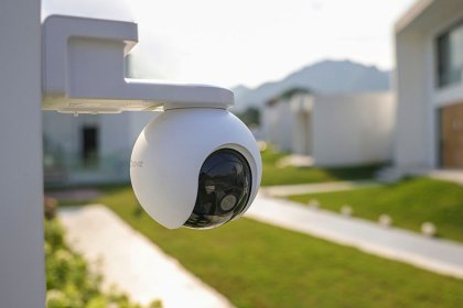 Four Hackers Arrested in South Korea for Hacking 120,000 Home Cameras