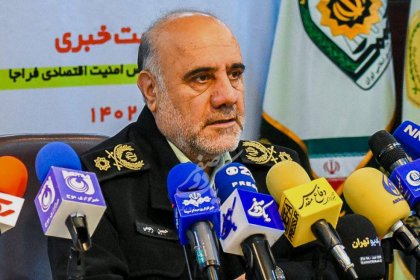 قلق الأجهزة الأمنية من الدولار بقيمة 150 ألف تومان